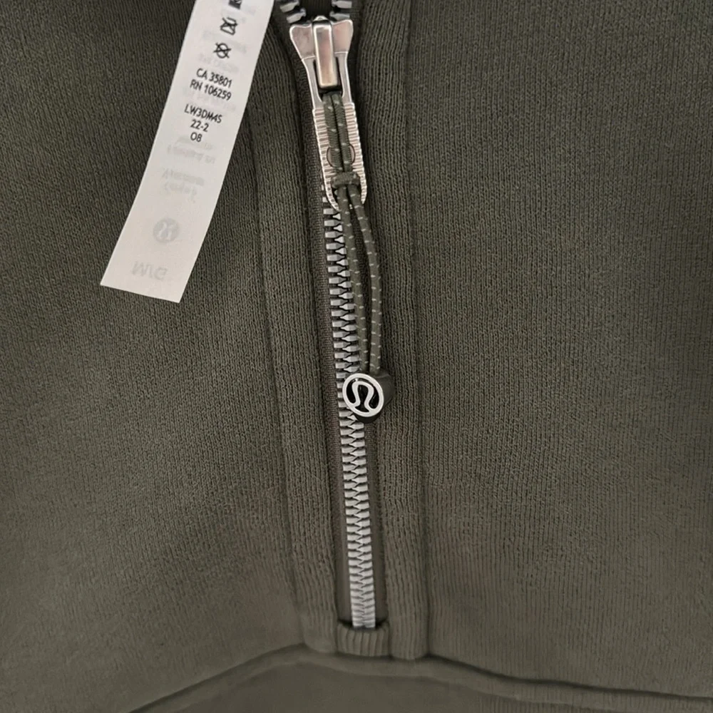 Lululemon Scuba Quarter Zip - Picture 4 of 5